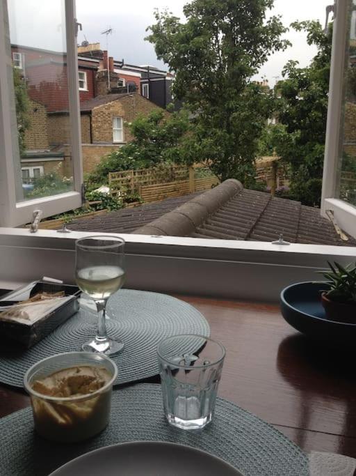 Charming English Style Studio Flat Londen Buitenkant foto